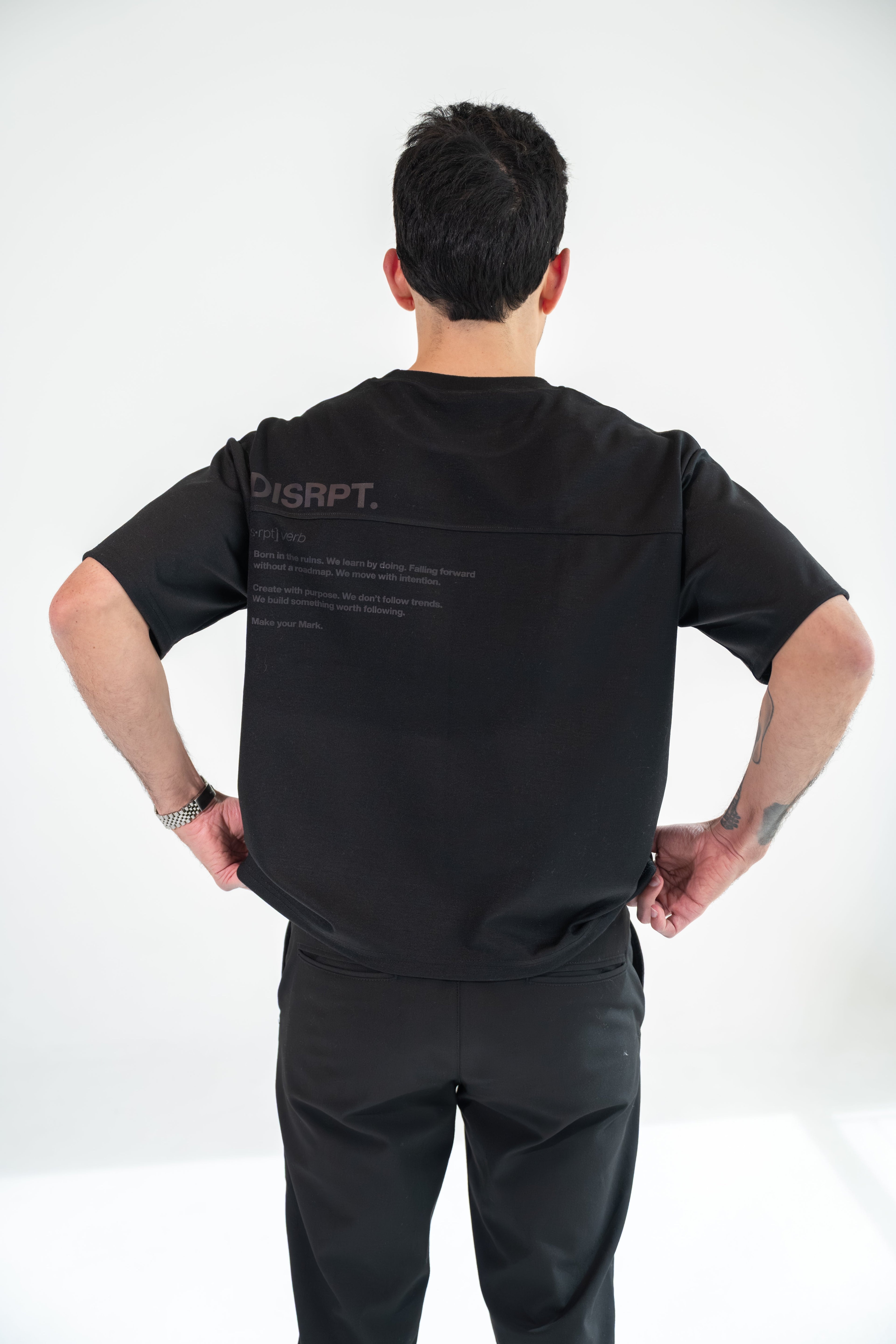 DISRPT. Verb Black Boxy Tee